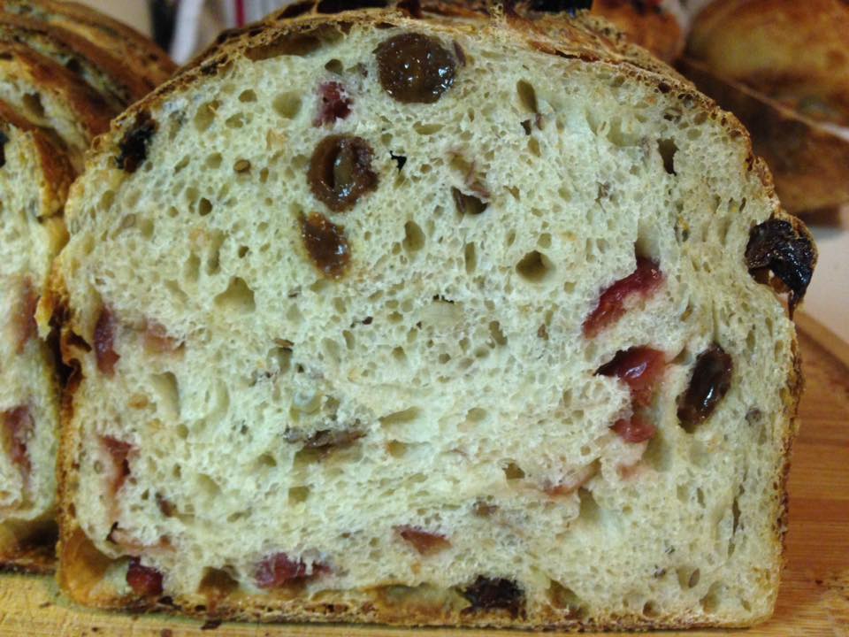 berry seeded tin loaf
